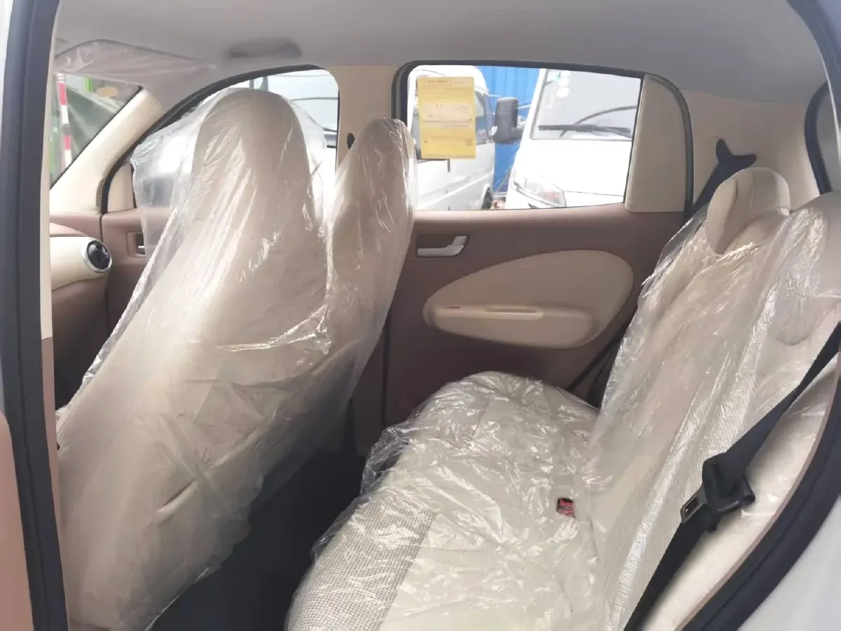 2025 WuLing HongGuang MINI EV BEV 16.2KWH,autocango,china used car exporter,china ev exporter,chinese used car exporter,chinese used ev exporter