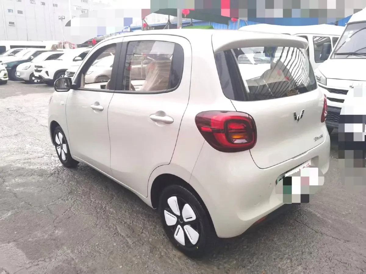 2025 WuLing HongGuang MINI EV BEV 16.2KWH,autocango,china used car exporter,china ev exporter,chinese used car exporter,chinese used ev exporter