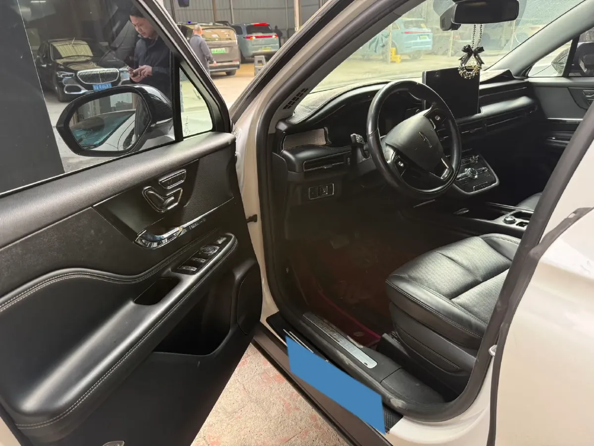 2021 Lincoln Corsair 2.0T 245HP L4 8AT,autocango,china used car exporter,china ev exporter,chinese used car exporter,chinese used ev exporter