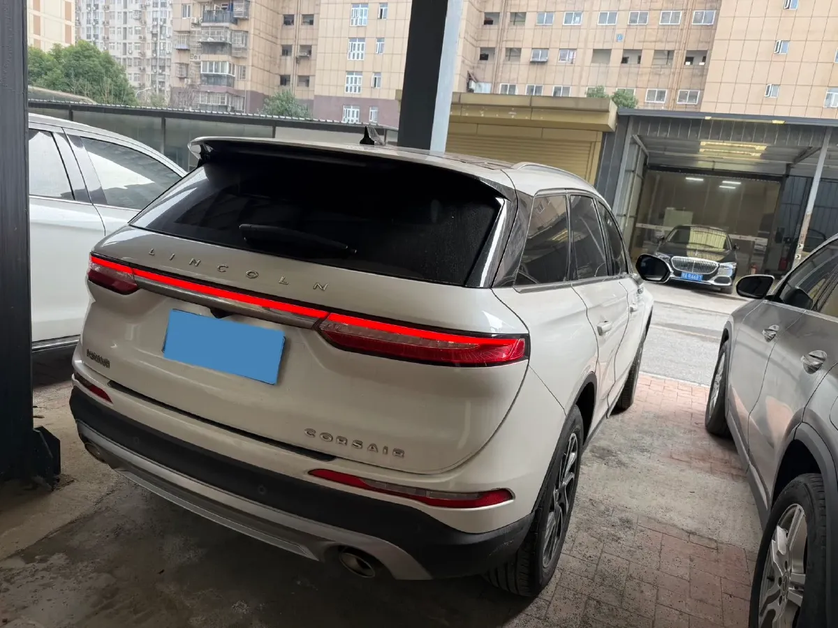 2021 Lincoln Corsair 2.0T 245HP L4 8AT,autocango,china used car exporter,china ev exporter,chinese used car exporter,chinese used ev exporter
