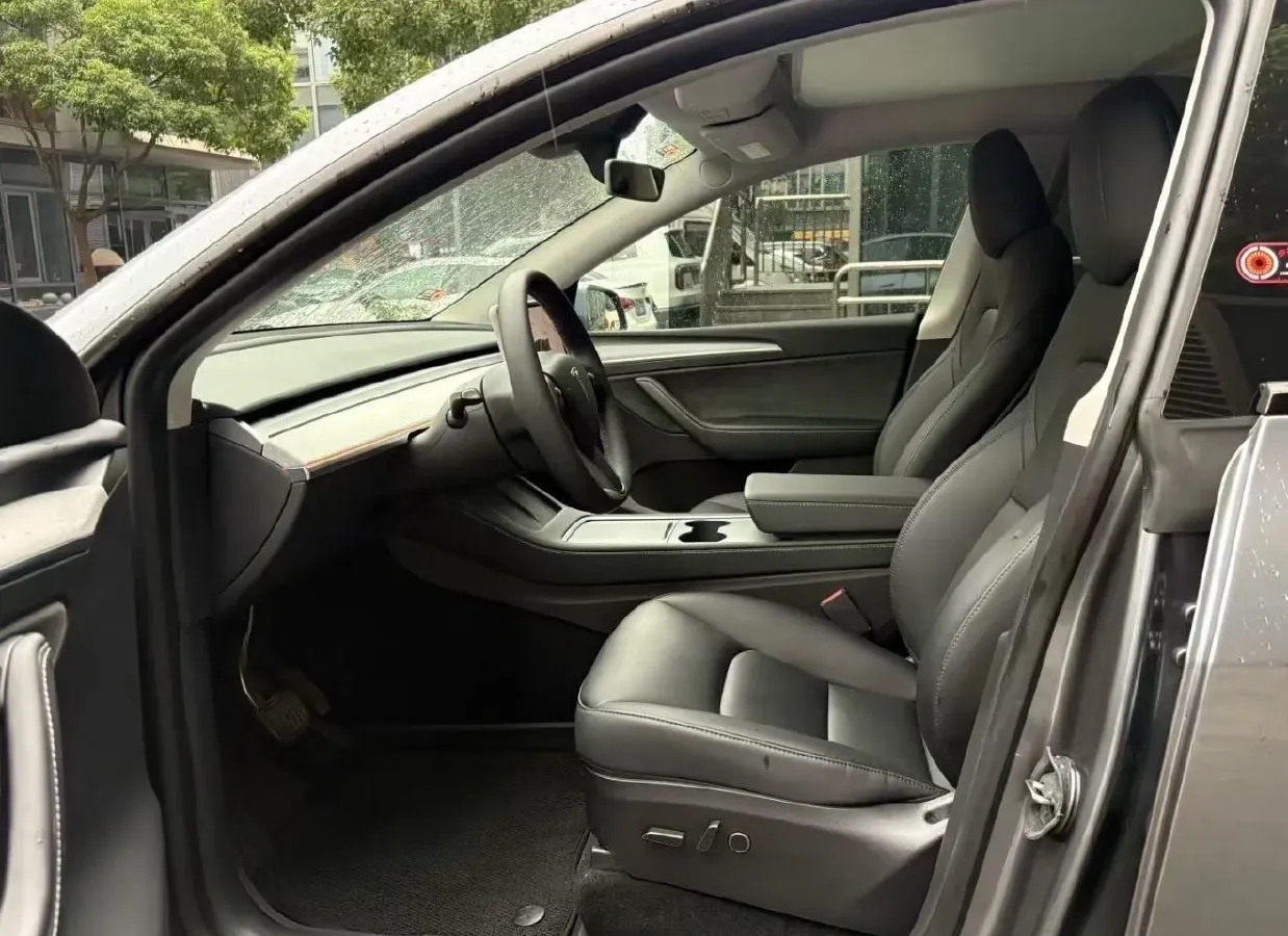 2024 Tesla Model Y BEV 78.4KWH,autocango,china used car exporter,china ev exporter,chinese used car exporter,chinese used ev exporter