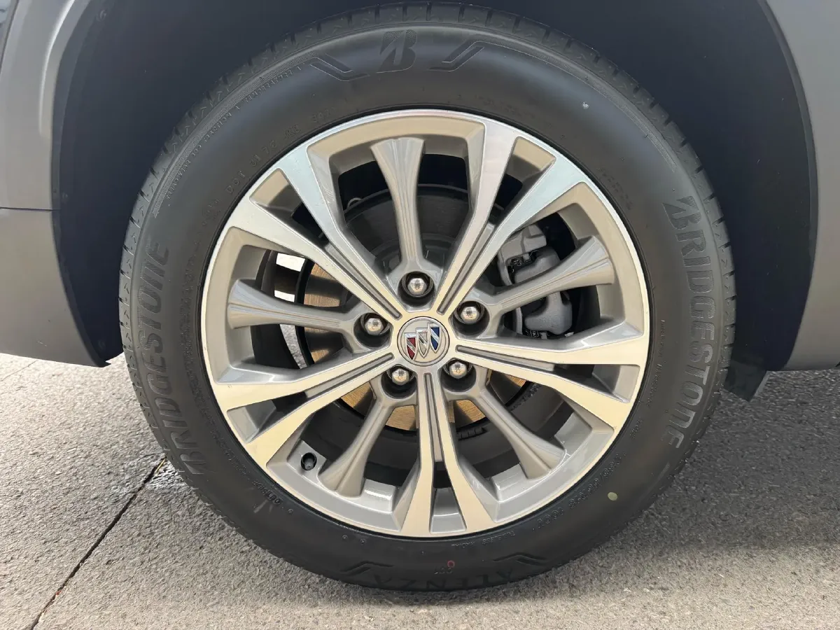 2022 Buick EnvisionPlus 2.0T 237HP L4 9AT,autocango,china used car exporter,china ev exporter,chinese used car exporter,chinese used ev exporter