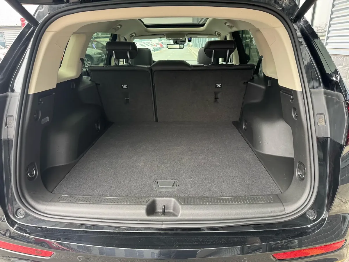 2022 Buick EnvisionPlus 2.0T 237HP L4 9AT,autocango,china used car exporter,china ev exporter,chinese used car exporter,chinese used ev exporter