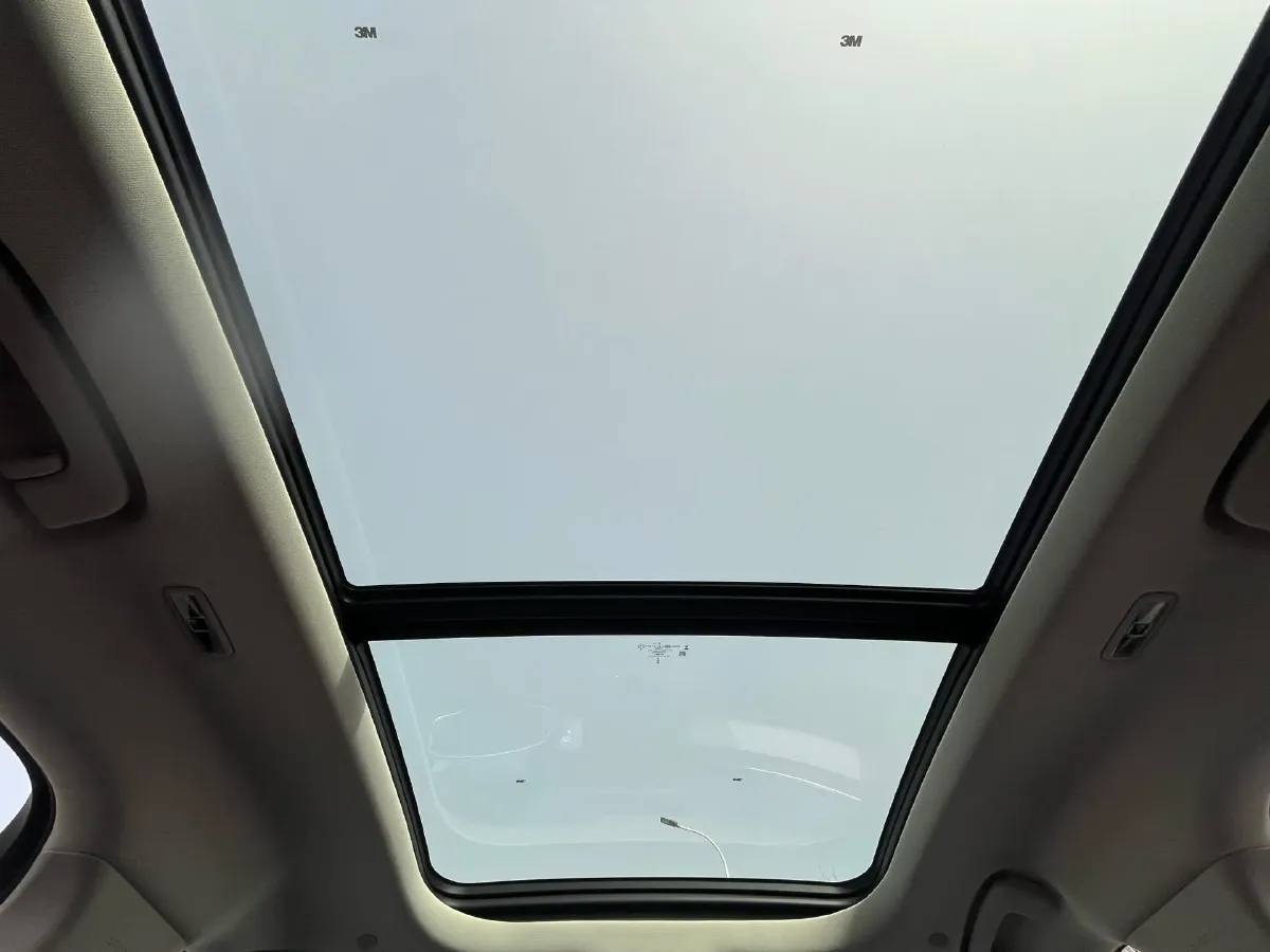 2025 Lincoln Nautilus 2.0T 261HP L4 8AT,autocango,china used car exporter,china ev exporter,chinese used car exporter,chinese used ev exporter