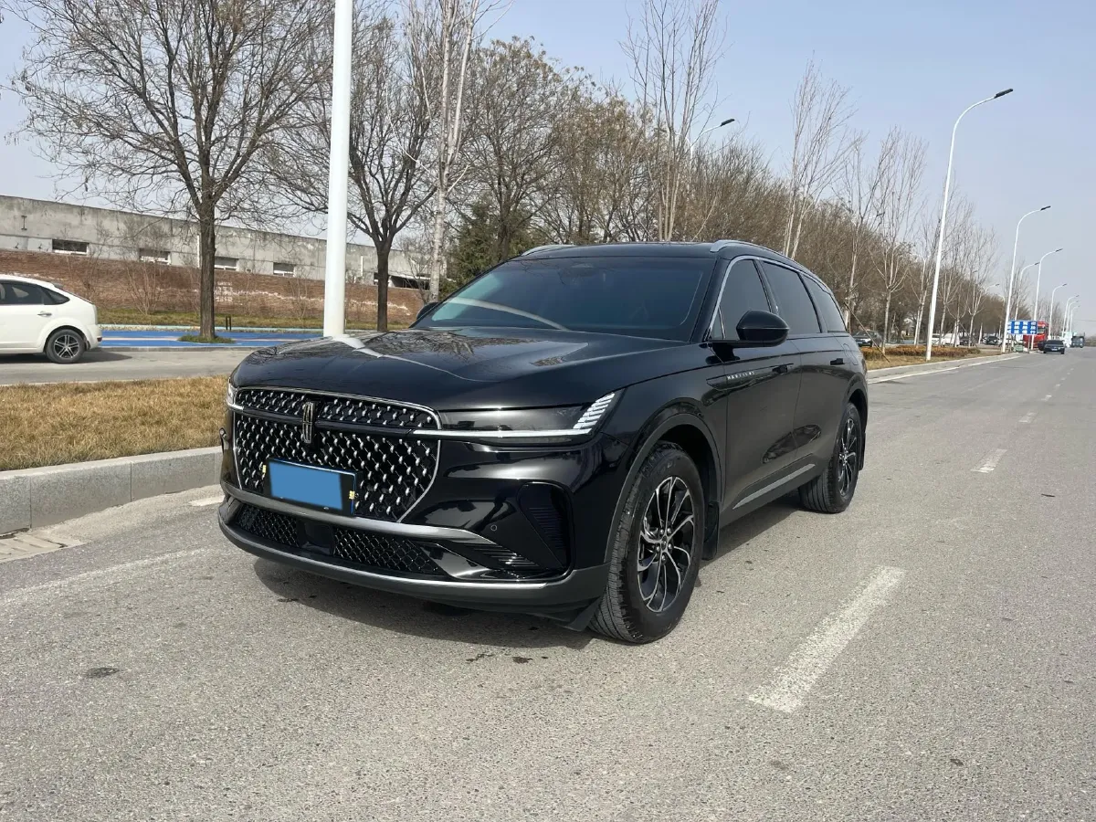 2025 Lincoln Nautilus 2.0T 261HP L4 8AT,autocango,china used car exporter,china ev exporter,chinese used car exporter,chinese used ev exporter