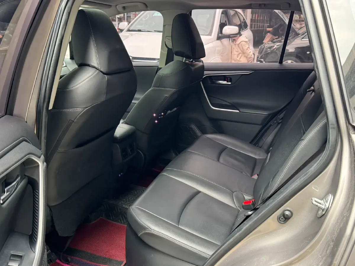 2021 Toyota RAV4 2.5L 178HP L4 E-CVT Hybrid,autocango,china used car exporter,china ev exporter,chinese used car exporter,chinese used ev exporter