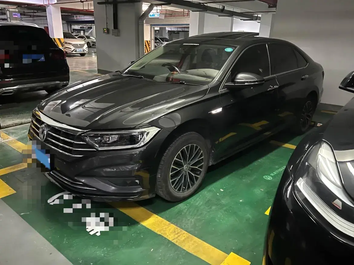 2020 Volkswagen Sagitar 1.2T 116HP L4 7DCT