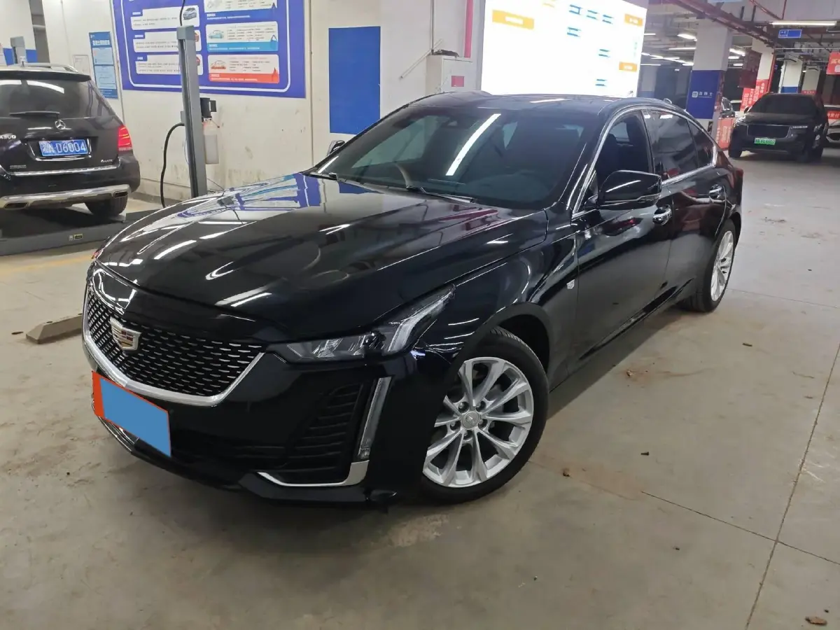 2021 Cadillac CT5 2.0T 237HP L4 10AT