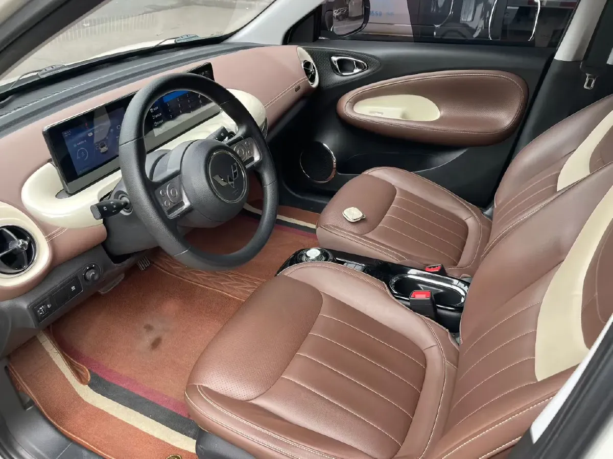 2023 WuLing BinGuo BEV 31.9KWH,autocango,china used car exporter,china ev exporter,chinese used car exporter,chinese used ev exporter