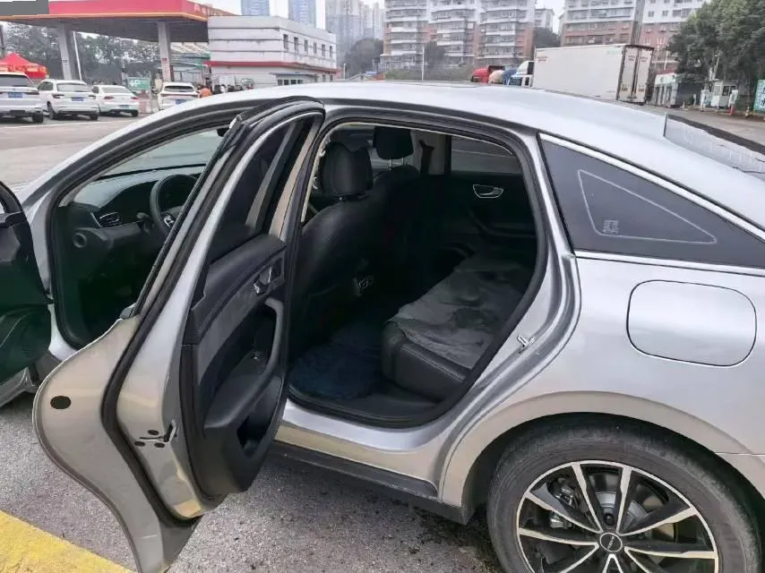2025 Roewe D7 1.5L 112HP L4 1DHT PHEV 19.7KWH,autocango,china used car exporter,china ev exporter,chinese used car exporter,chinese used ev exporter