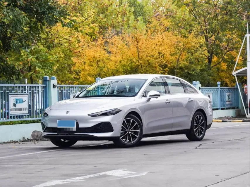 2025 Roewe D7 1.5L 112HP L4 1DHT PHEV 19.7KWH,autocango,china used car exporter,china ev exporter,chinese used car exporter,chinese used ev exporter