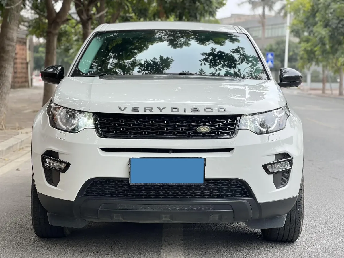 2017 Land Rover Discovery Sport 2.0T 241HP L4 9AT,autocango,china used car exporter,china ev exporter,chinese used car exporter,chinese used ev exporter