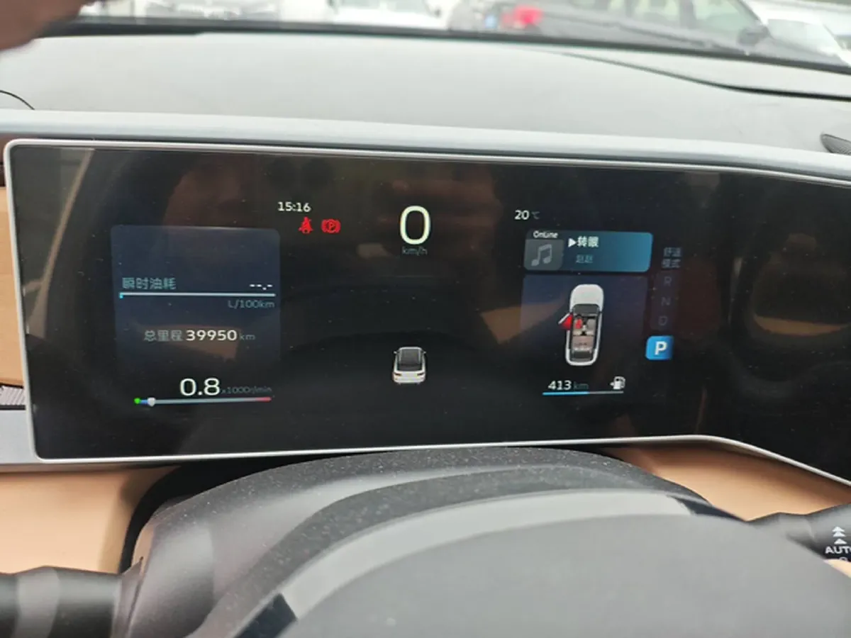 2023 Geely ICON 1.5T 181HP L4 7DCT,autocango,china used car exporter,china ev exporter,chinese used car exporter,chinese used ev exporter