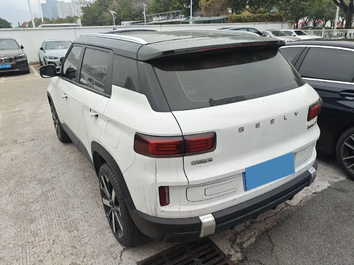 2023 Geely ICON 1.5T 181HP L4 7DCT,autocango,china used car exporter,china ev exporter,chinese used car exporter,chinese used ev exporter