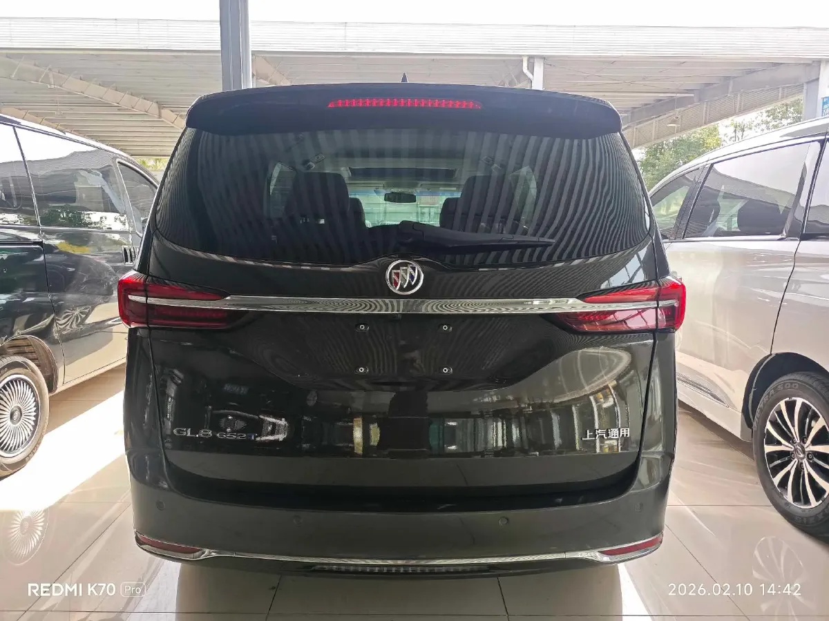 2022 Buick GL8 2.0T 237HP L4 9AT,autocango,china used car exporter,china ev exporter,chinese used car exporter,chinese used ev exporter
