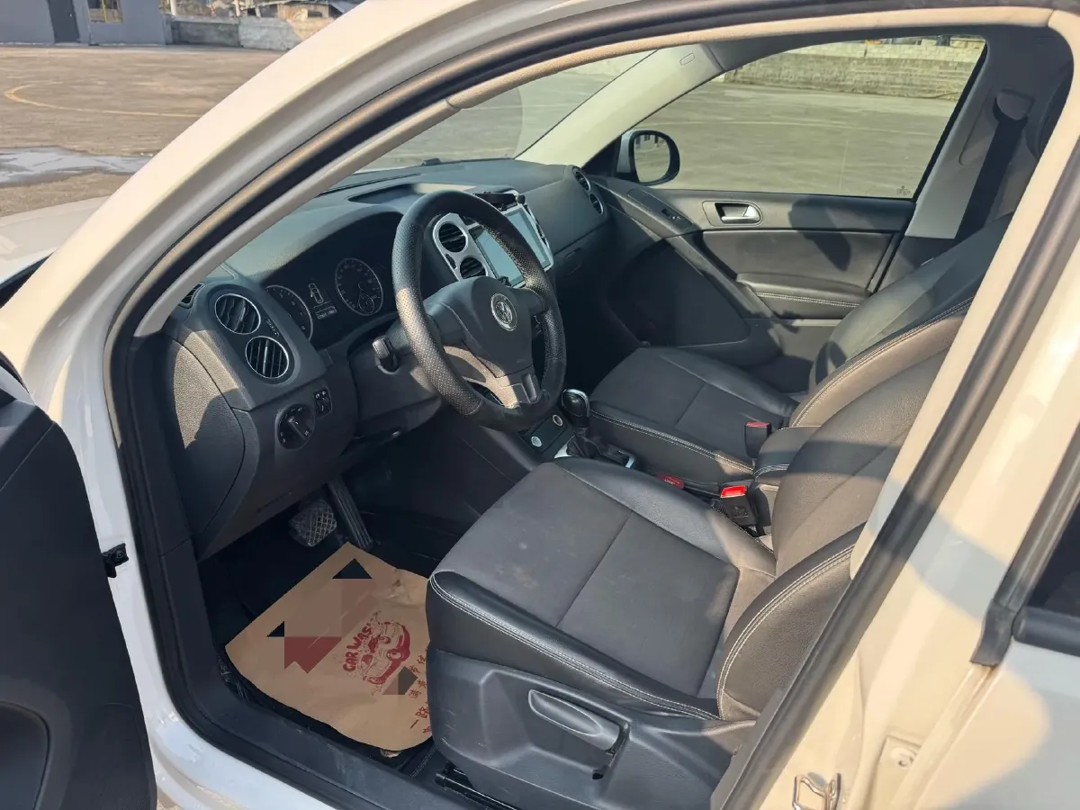 2017 MAXUS T60 2.0T 224HP L4 6AT,autocango,china used car exporter,china ev exporter,chinese used car exporter,chinese used ev exporter