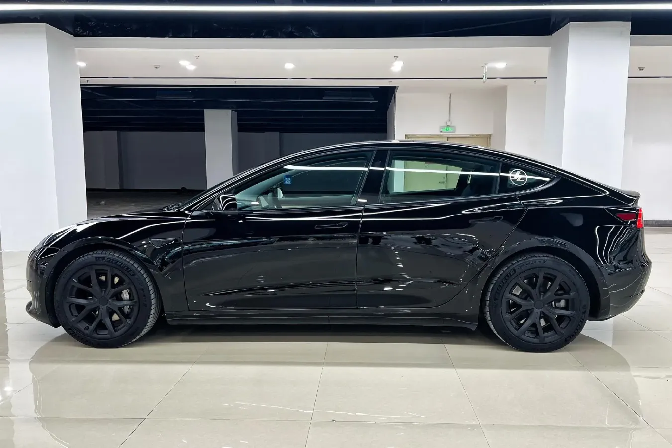 2022 Tesla Model 3 BEV 60KWH,autocango,china used car exporter,china ev exporter,chinese used car exporter,chinese used ev exporter