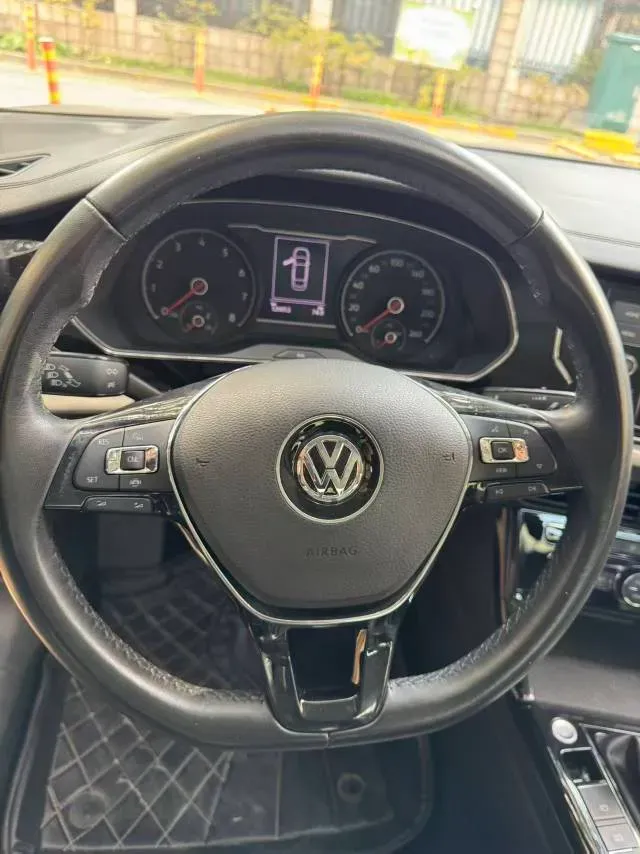 2019 Skoda Kodiak 2.0T 186HP L4 7DCT,autocango,china used car exporter,china ev exporter,chinese used car exporter,chinese used ev exporter