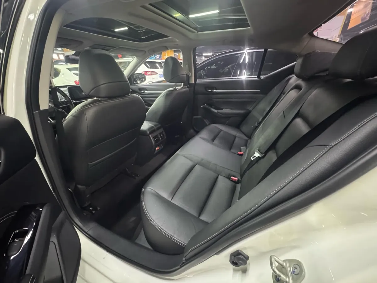 2021 Nissan Teana 2.0T 243HP L4 CVT,autocango,china used car exporter,china ev exporter,chinese used car exporter,chinese used ev exporter