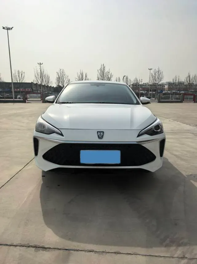 2023 Roewe i5 1.5L 129HP L4 CVT,autocango,china used car exporter,china ev exporter,chinese used car exporter,chinese used ev exporter