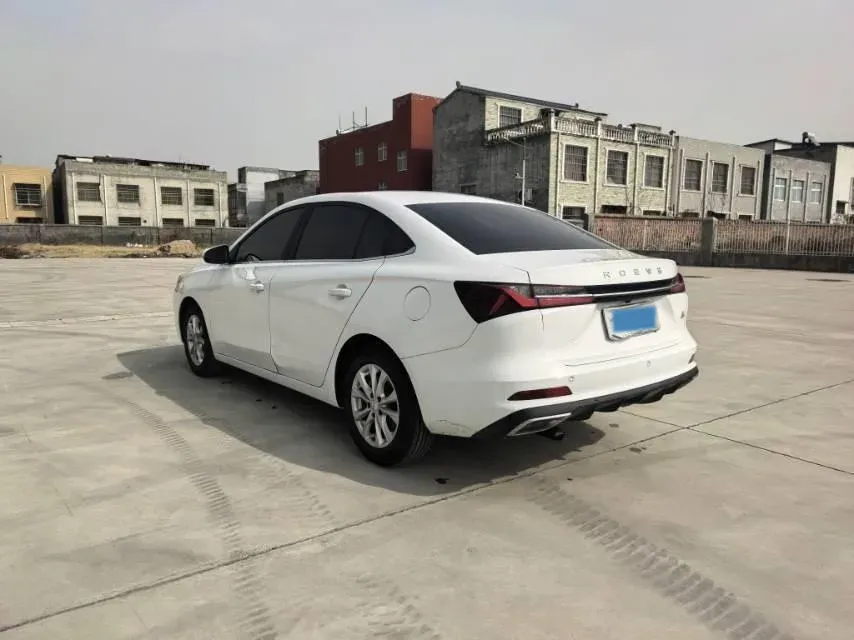 2023 Roewe i5 1.5L 129HP L4 CVT,autocango,china used car exporter,china ev exporter,chinese used car exporter,chinese used ev exporter