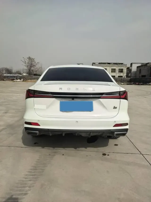 2023 Roewe i5 1.5L 129HP L4 CVT,autocango,china used car exporter,china ev exporter,chinese used car exporter,chinese used ev exporter
