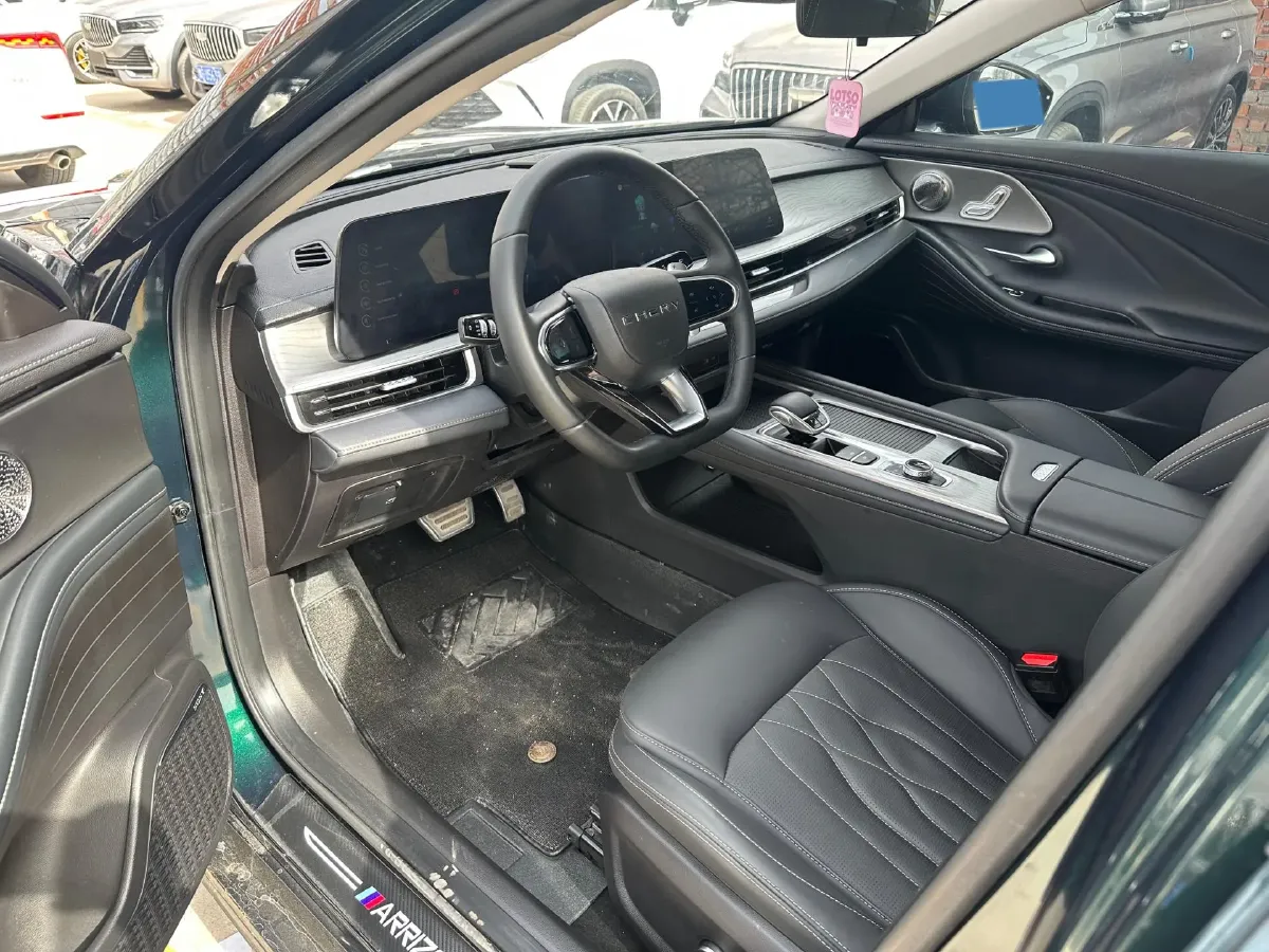 2025 Chery Arrizo 8 2.0T 254HP L4 7DCT,autocango,china used car exporter,china ev exporter,chinese used car exporter,chinese used ev exporter