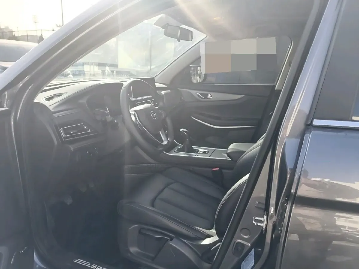 2024 ChangAn CS75 1.5T 188HP L4 6MT,autocango,china used car exporter,china ev exporter,chinese used car exporter,chinese used ev exporter