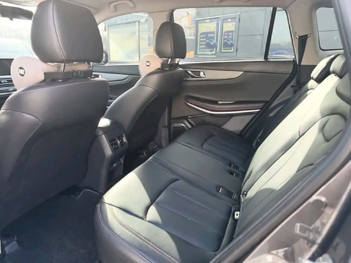 2024 ChangAn CS75 1.5T 188HP L4 6MT,autocango,china used car exporter,china ev exporter,chinese used car exporter,chinese used ev exporter