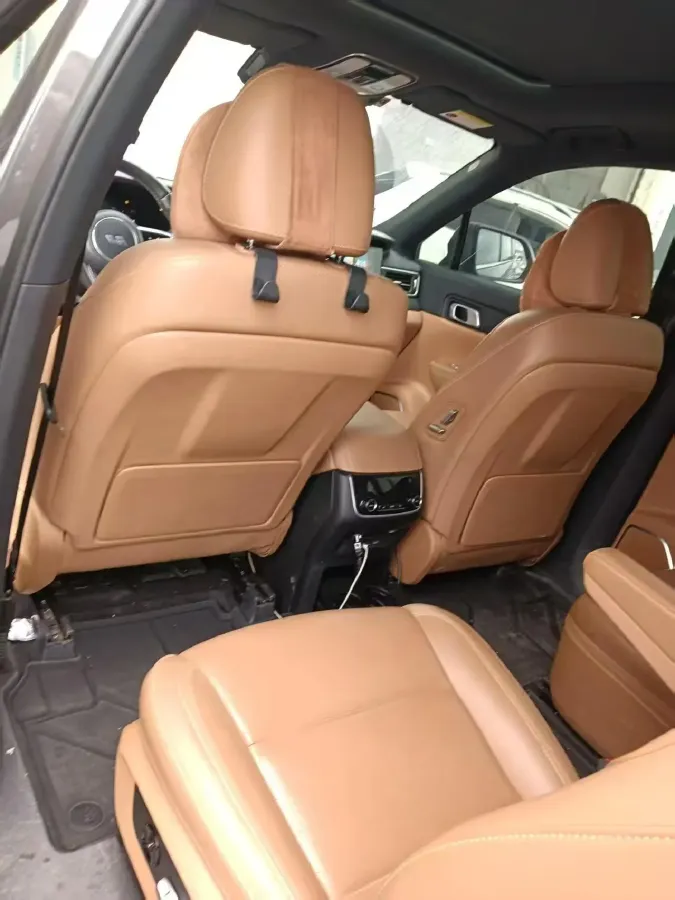 2021 Li ONE Range Extended 131HP REEV 40.5KWH,autocango,china used car exporter,china ev exporter,chinese used car exporter,chinese used ev exporter