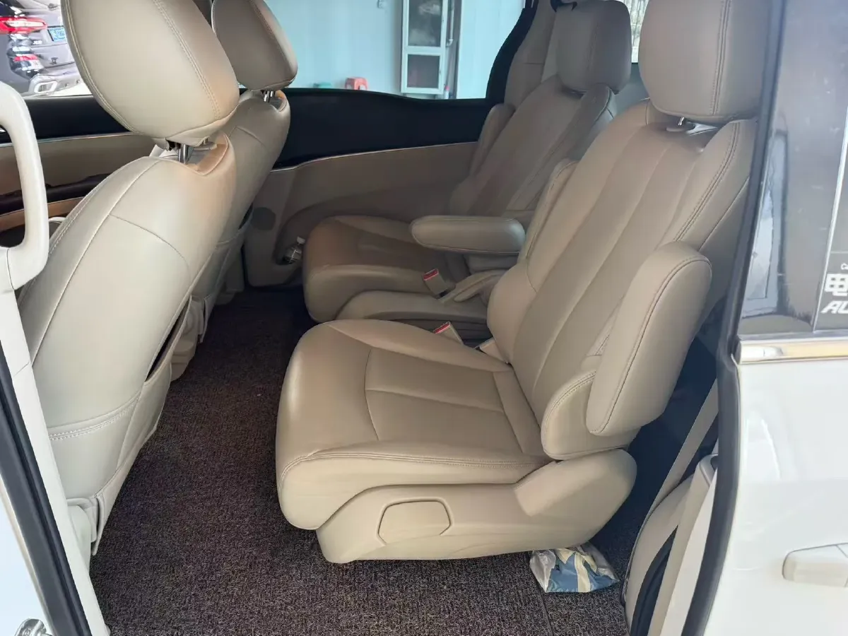 2021 Buick GL8 2.0T 237HP L4 9AT,autocango,china used car exporter,china ev exporter,chinese used car exporter,chinese used ev exporter