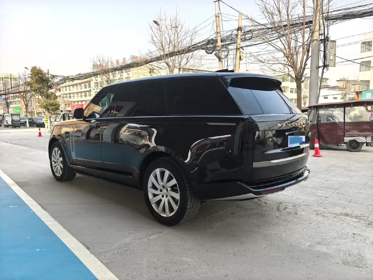 2025 Land Rover Range Rover 3.0T 400HP L6 8AT,autocango,china used car exporter,china ev exporter,chinese used car exporter,chinese used ev exporter