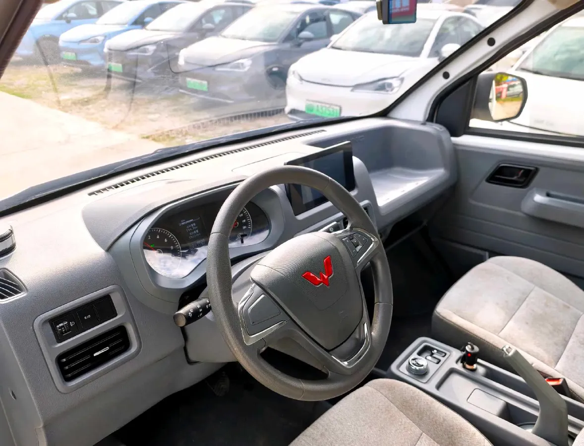 2024 WuLing YangGuang BEV 41.9KWH,autocango,china used car exporter,china ev exporter,chinese used car exporter,chinese used ev exporter