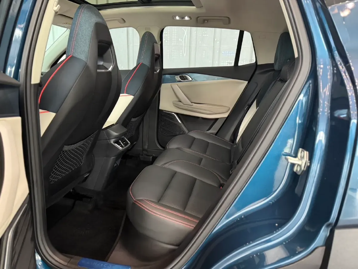 2020 LYNK&CO 06 1.5T 177HP L3 7DCT,autocango,china used car exporter,china ev exporter,chinese used car exporter,chinese used ev exporter