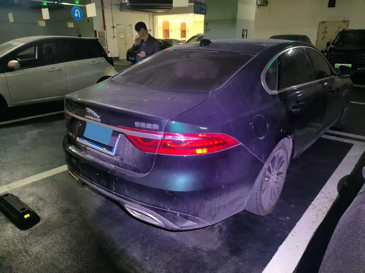 2023 Jaguar XFL 2.0T 250HP L4 8AT,autocango,china used car exporter,china ev exporter,chinese used car exporter,chinese used ev exporter