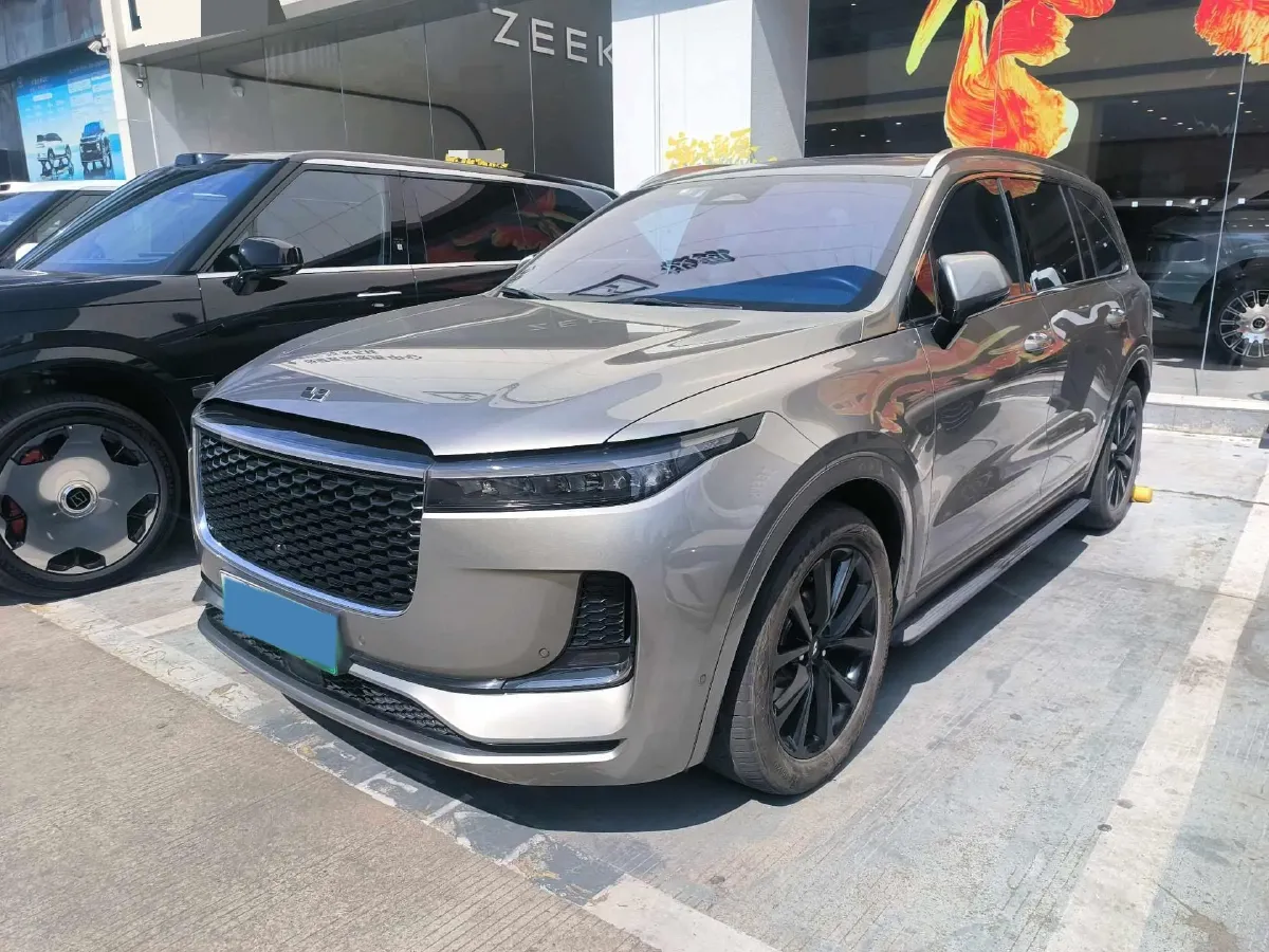 2021 Li ONE Range Extended 131HP REEV 40.5KWH,autocango,china used car exporter,china ev exporter,chinese used car exporter,chinese used ev exporter