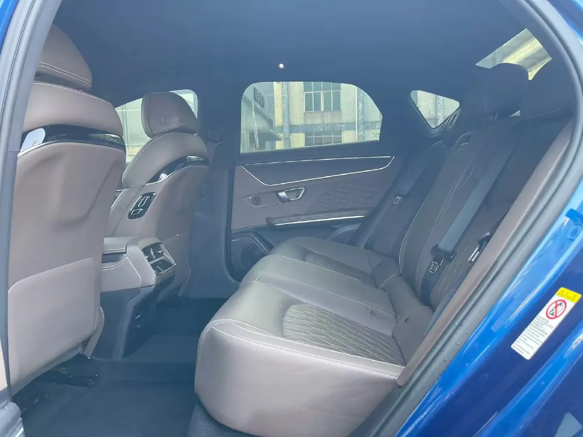 2022 Lincoln Corsair 2.0T 245HP L4 8AT,autocango,china used car exporter,china ev exporter,chinese used car exporter,chinese used ev exporter