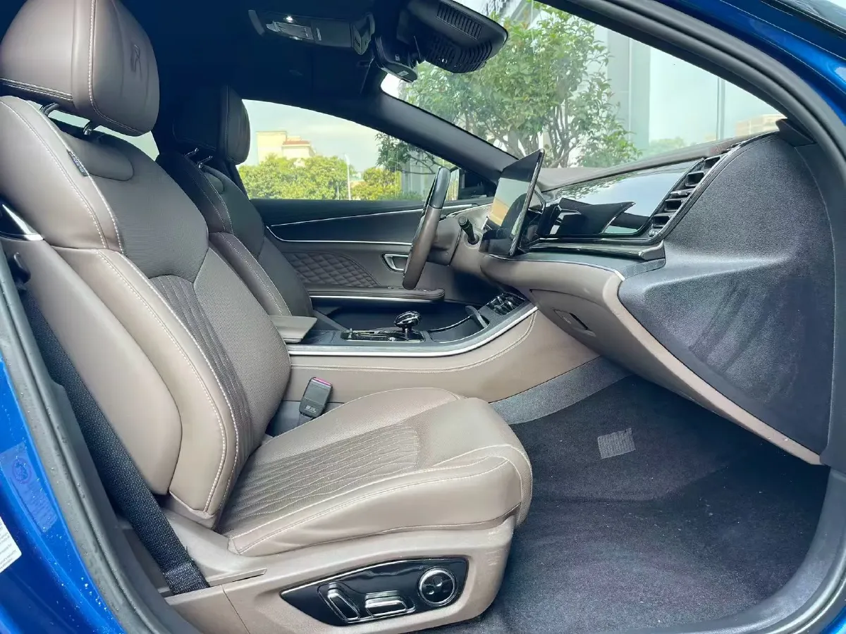 2022 Lincoln Corsair 2.0T 245HP L4 8AT,autocango,china used car exporter,china ev exporter,chinese used car exporter,chinese used ev exporter