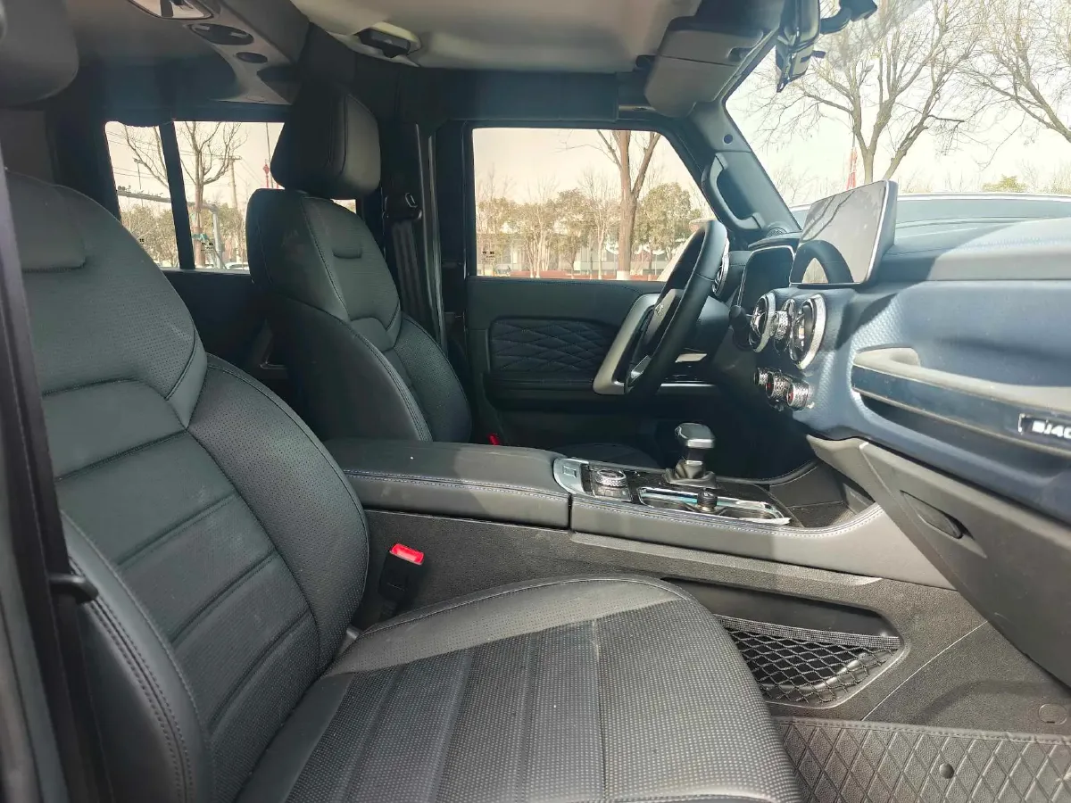 2024 Beijing BJ40 2.0T 224HP L4 8AT,autocango,china used car exporter,china ev exporter,chinese used car exporter,chinese used ev exporter