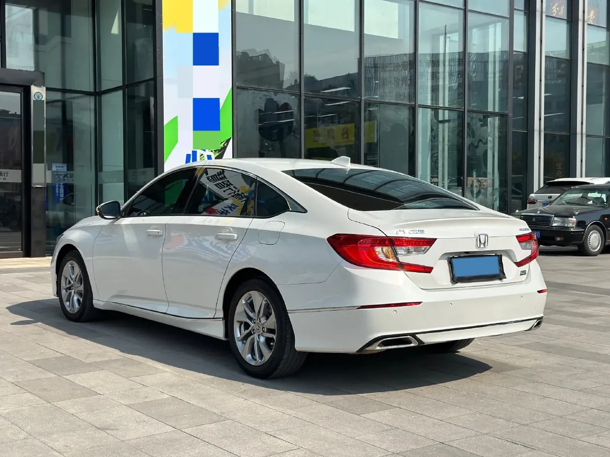 2021 Toyota Camry 2.0L 178HP L4 CVT,autocango,china used car exporter,china ev exporter,chinese used car exporter,chinese used ev exporter
