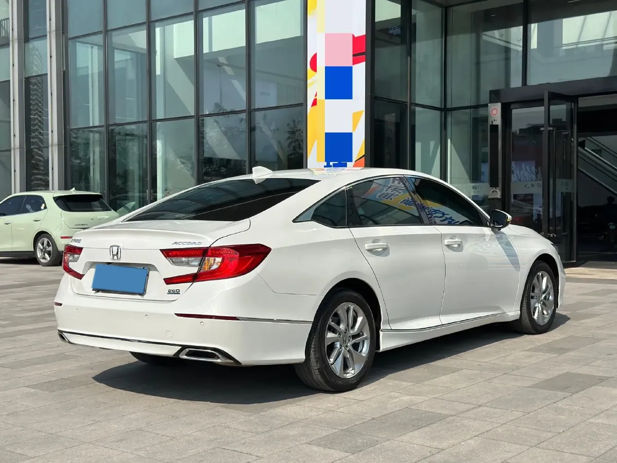 2021 Toyota Camry 2.0L 178HP L4 CVT,autocango,china used car exporter,china ev exporter,chinese used car exporter,chinese used ev exporter