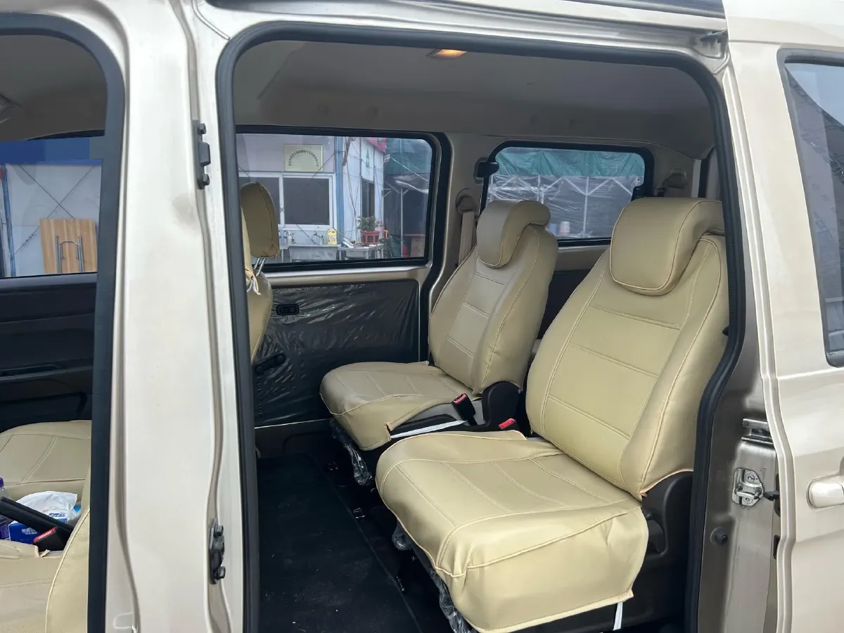 2022 JinBei Little Sea Lion X30 1.5L 102HP L4 5MT,autocango,china used car exporter,china ev exporter,chinese used car exporter,chinese used ev exporter