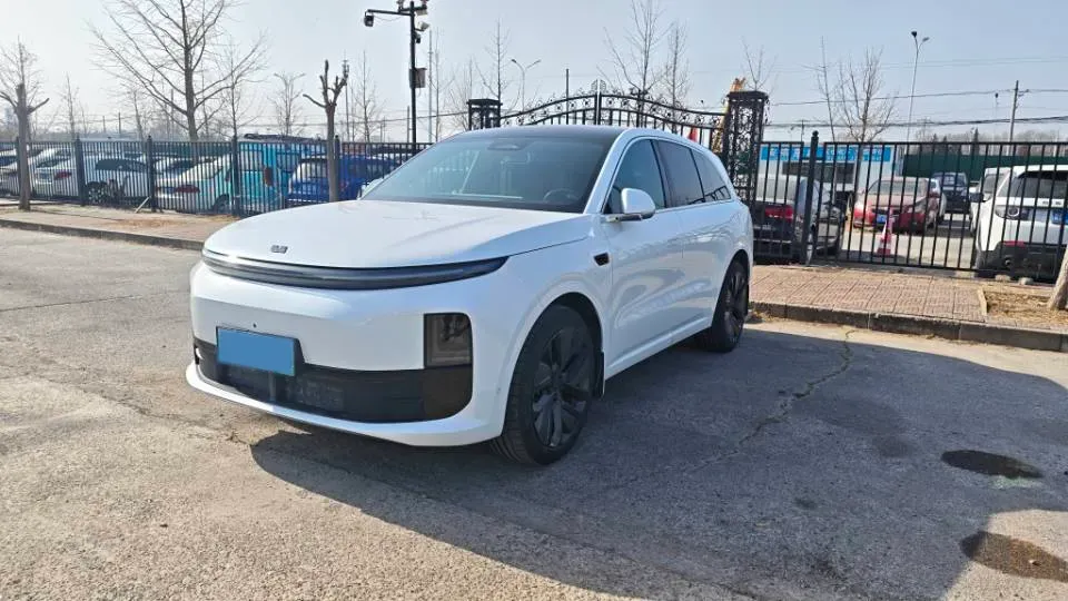 2024 Li L6 Range Extended 154HP L4 REEV 36.8KWH,autocango,china used car exporter,china ev exporter,chinese used car exporter,chinese used ev exporter