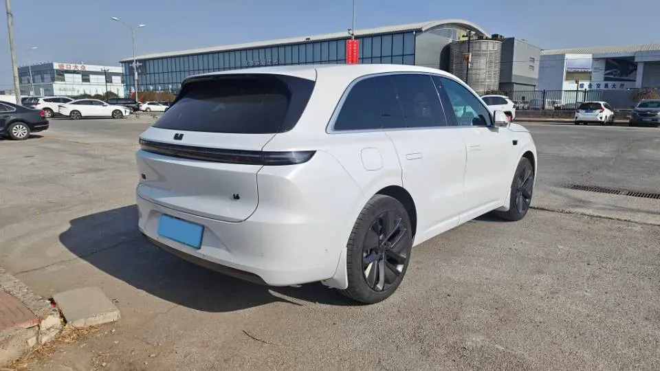2024 Li L6 Range Extended 154HP L4 REEV 36.8KWH,autocango,china used car exporter,china ev exporter,chinese used car exporter,chinese used ev exporter