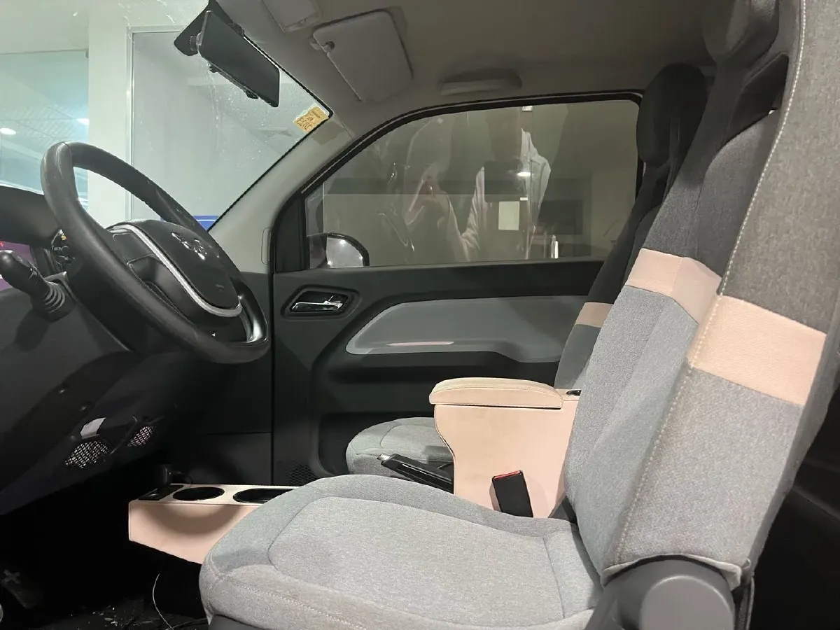 2021 WuLing HongGuang MINI EV BEV 13.8KWH,autocango,china used car exporter,china ev exporter,chinese used car exporter,chinese used ev exporter