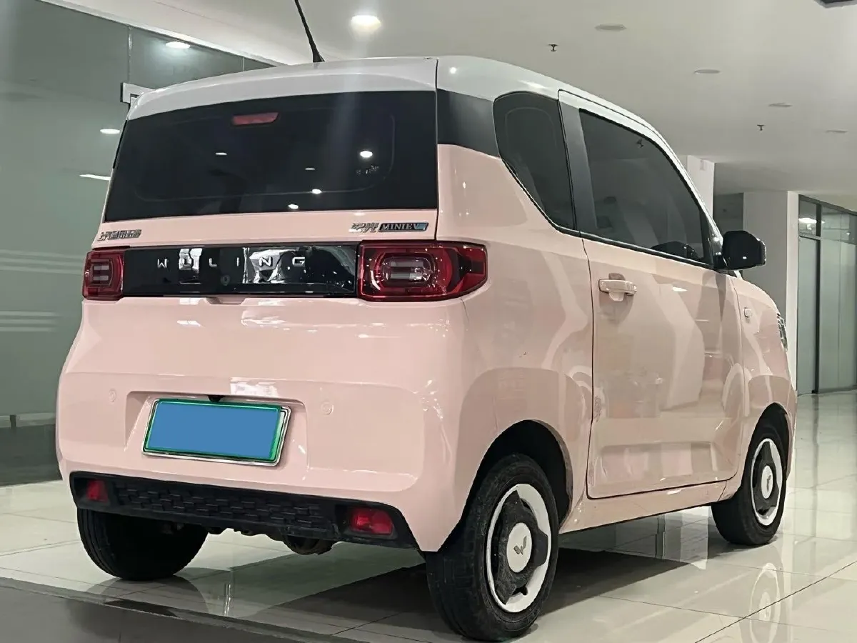 2021 WuLing HongGuang MINI EV BEV 13.8KWH,autocango,china used car exporter,china ev exporter,chinese used car exporter,chinese used ev exporter
