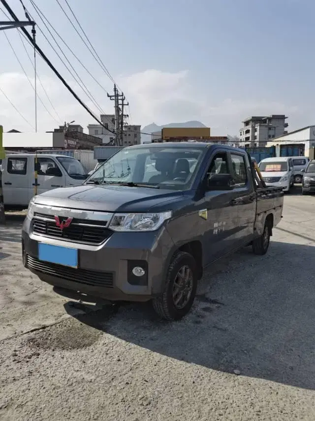 2021 WuLing ZhentTu 1.5L 99HP L4 5MT