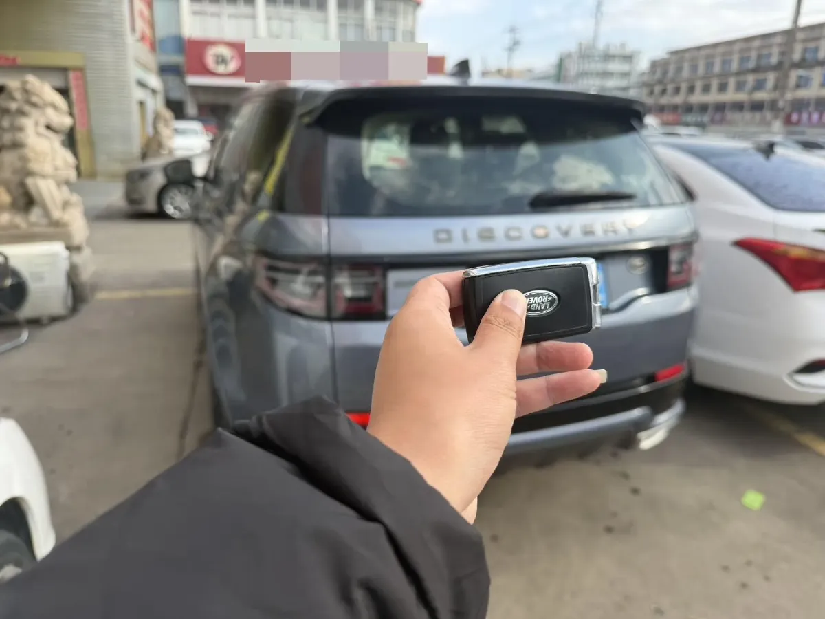2020 Land Rover Discovery Sport 2.0T 249HP L4 9AT,autocango,china used car exporter,china ev exporter,chinese used car exporter,chinese used ev exporter