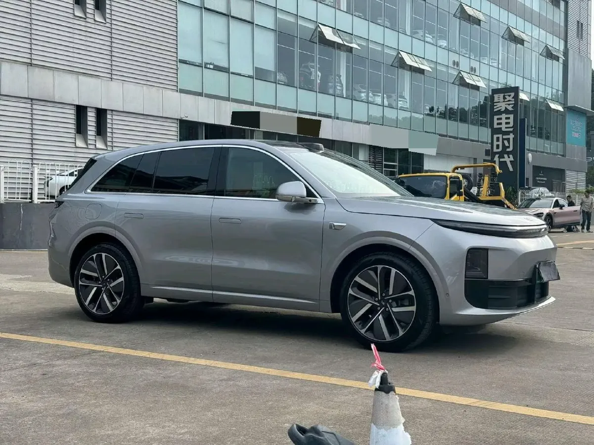 2024 Li L6 Range Extended 154HP L4 REEV 36.8KWH,autocango,china used car exporter,china ev exporter,chinese used car exporter,chinese used ev exporter