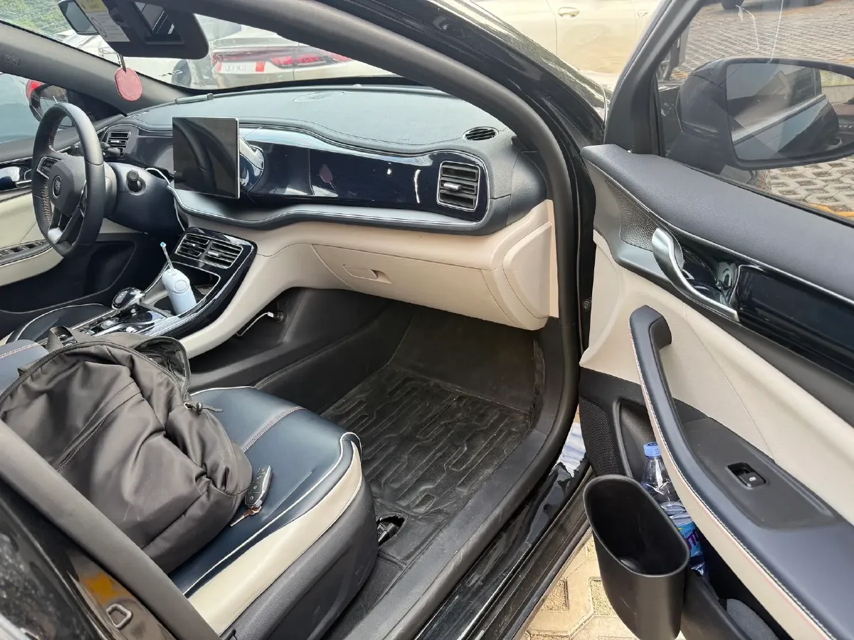 2021 Haval F7 1.5T 169HP L4 7DCT,autocango,china used car exporter,china ev exporter,chinese used car exporter,chinese used ev exporter